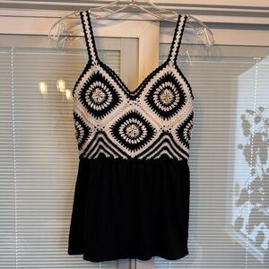 Boston Proper Black and White Crochet Seashell Women Top